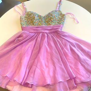 NWOT La Femme Adorable Formal Dress With Rhinestone Bust